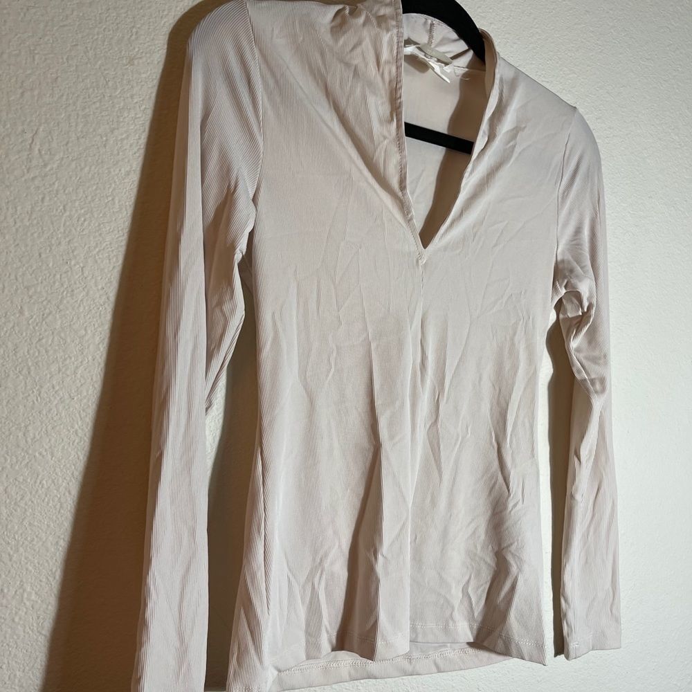 H&M Top‎ - Picture 4 of 8